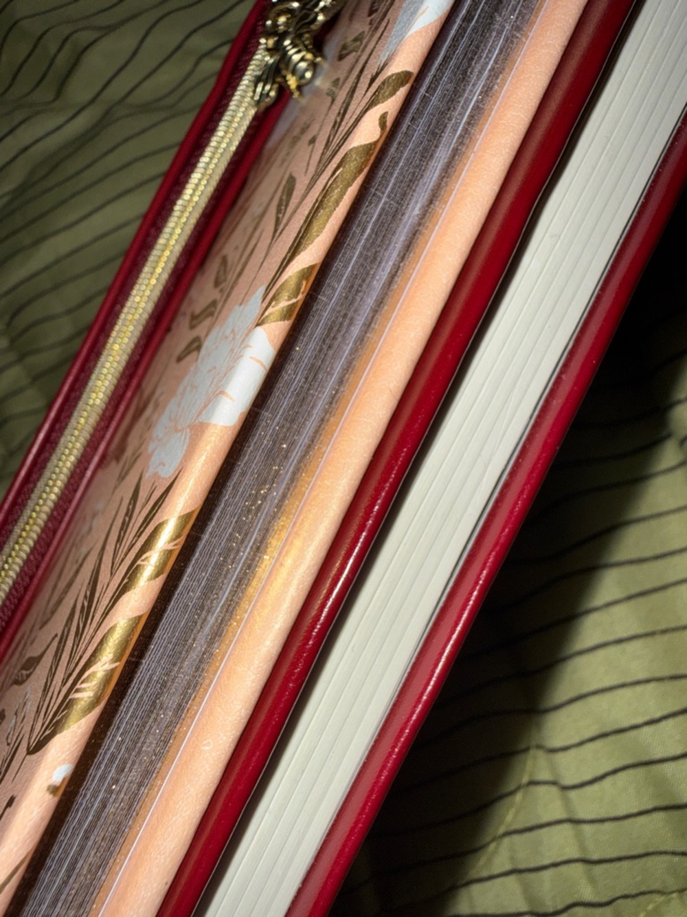 “Be Still and Know” Burgundy Journal & 2 piece Zippered Case and Notebook Set. - Picture 11 of 12